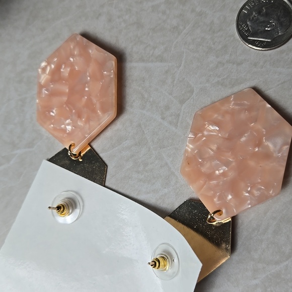 Hexagonal Gold Tone  Peach Drop Earrings - Picture 7 of 7